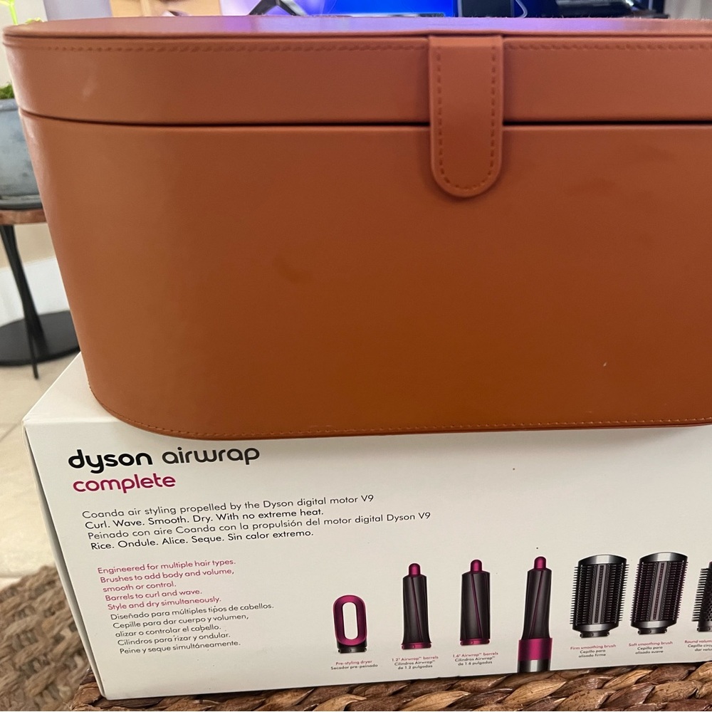 Dyson airwrap complete